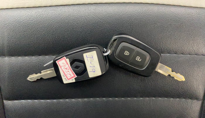 2020 Renault Kwid CLIMBER 1.0 AMT (O), Petrol, Automatic, 11,615 km, Keyless Start/ Stop Button