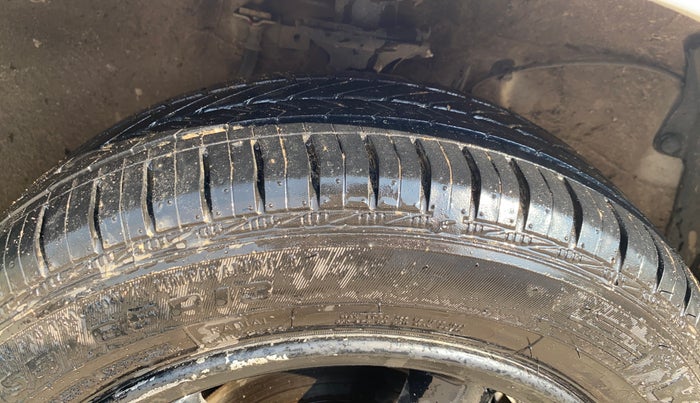 2020 Maruti Alto VXI, Petrol, Manual, 36,533 km, Right Front Tyre Tread
