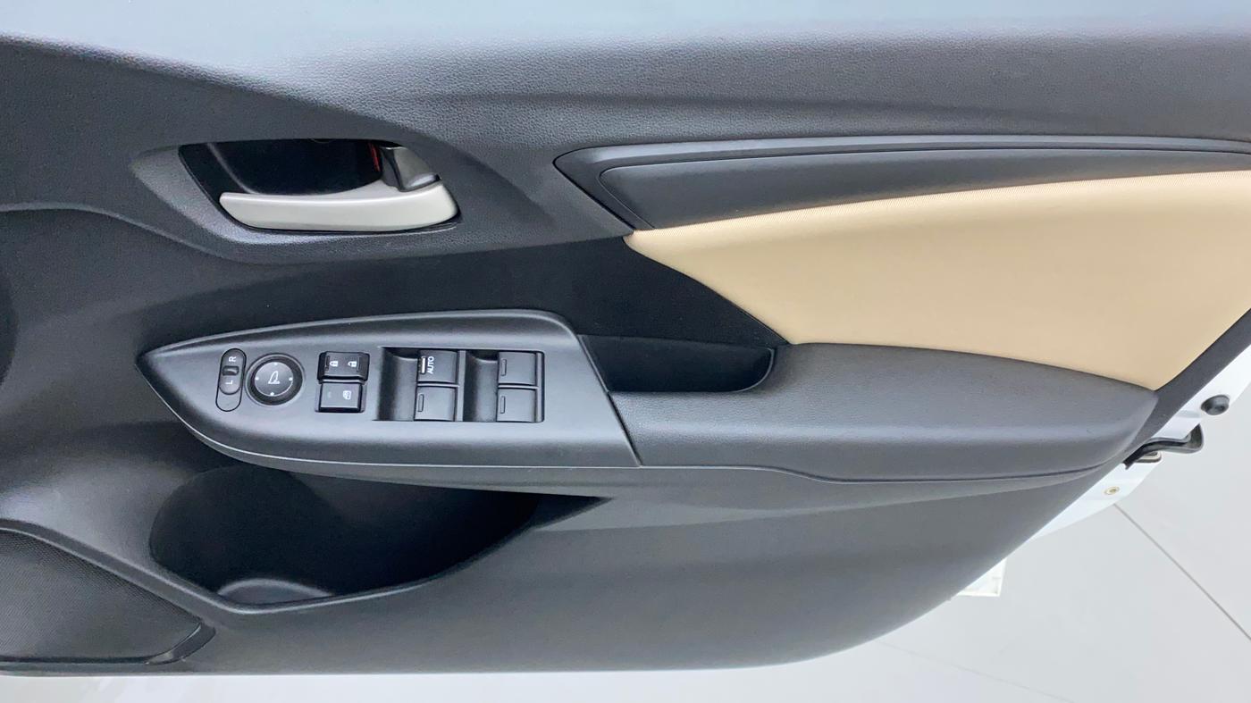 2019 Honda Jazz 1.2L I-VTEC V, Petrol, Manual, 45,905 km, Driver Side Door Panels Control