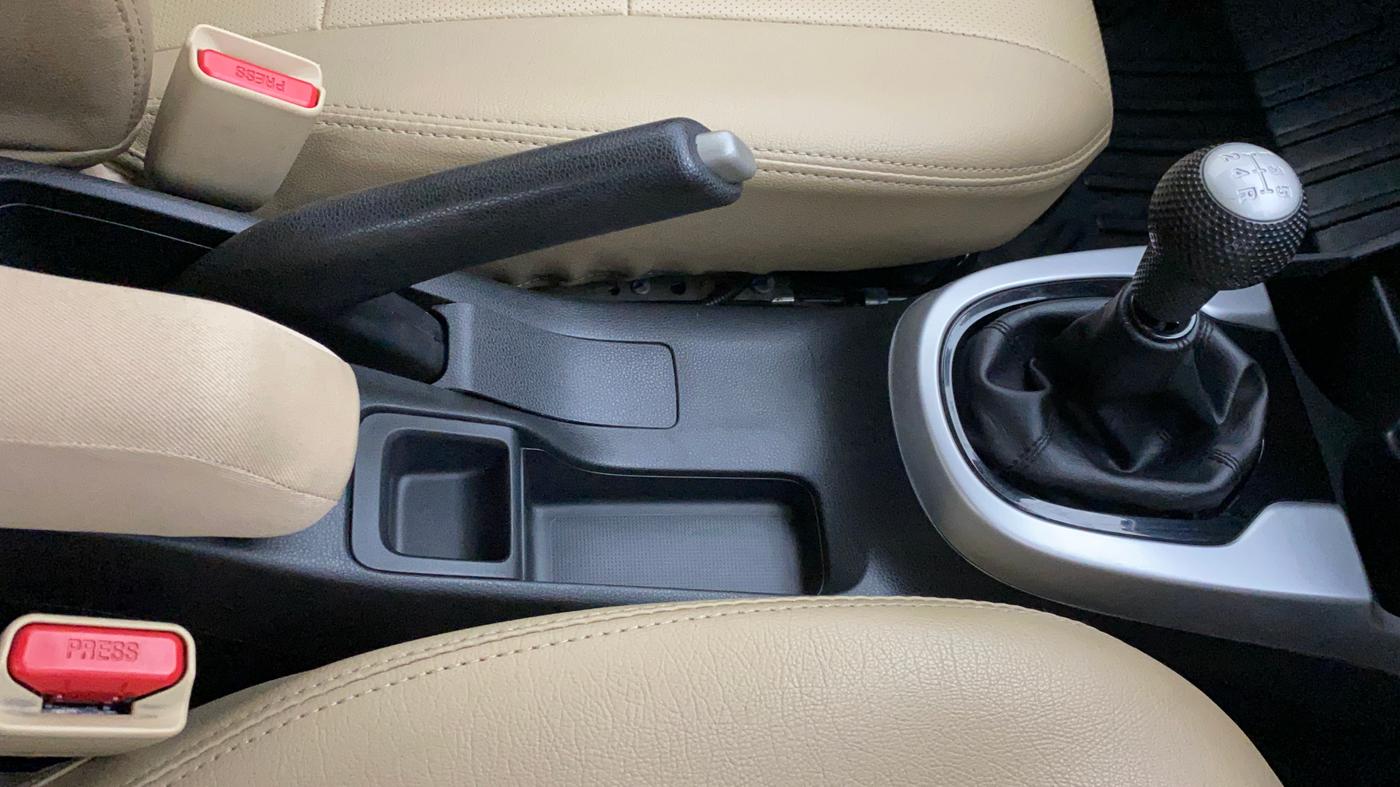 2019 Honda Jazz 1.2L I-VTEC V, Petrol, Manual, 45,905 km, Gear Lever