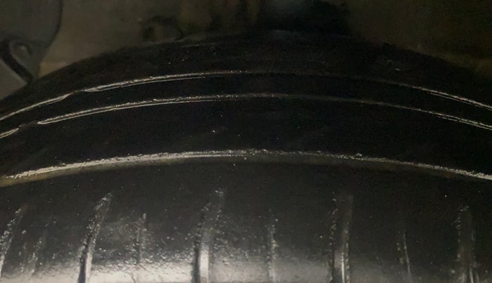 2015 Hyundai Grand i10 SPORTZ 1.2 KAPPA VTVT, Petrol, Manual, 74,609 km, Left Front Tyre Tread