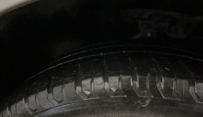 2017 Hyundai Verna 1.6 VTVT SX O, Petrol, Manual, 17,693 km, Left Front Tyre Tread