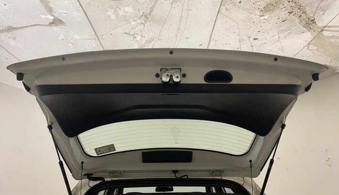 2017 Hyundai Creta SX PLUS AT 1.6 PETROL, Petrol, Automatic, 57,797 km, Boot Door Open