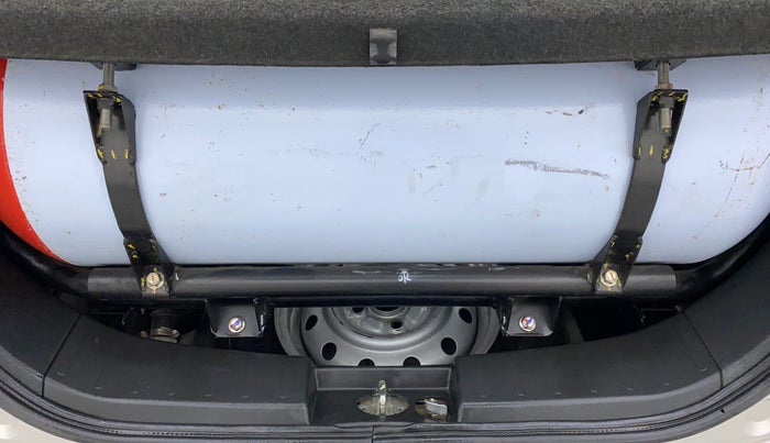 2017 Maruti Wagon R 1.0 LXI CNG, CNG, Manual, 90,444 km, Boot Inside