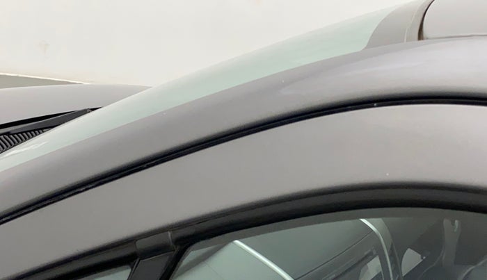 2011 Maruti Wagon R 1.0 VXI, Petrol, Manual, 42,972 km, Left A pillar - Slightly dented