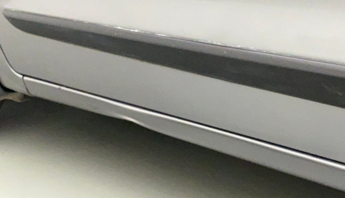 2011 Maruti Wagon R 1.0 VXI, Petrol, Manual, 42,972 km, Left running board - Slightly dented
