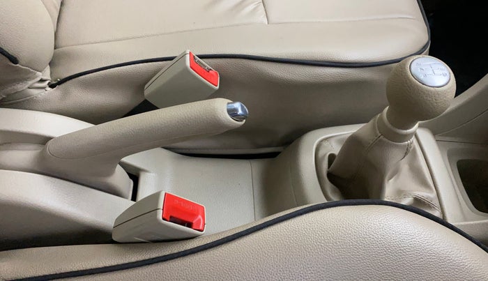 2016 Maruti Swift Dzire VDI ABS, Diesel, Manual, 52,118 km, Gear Lever
