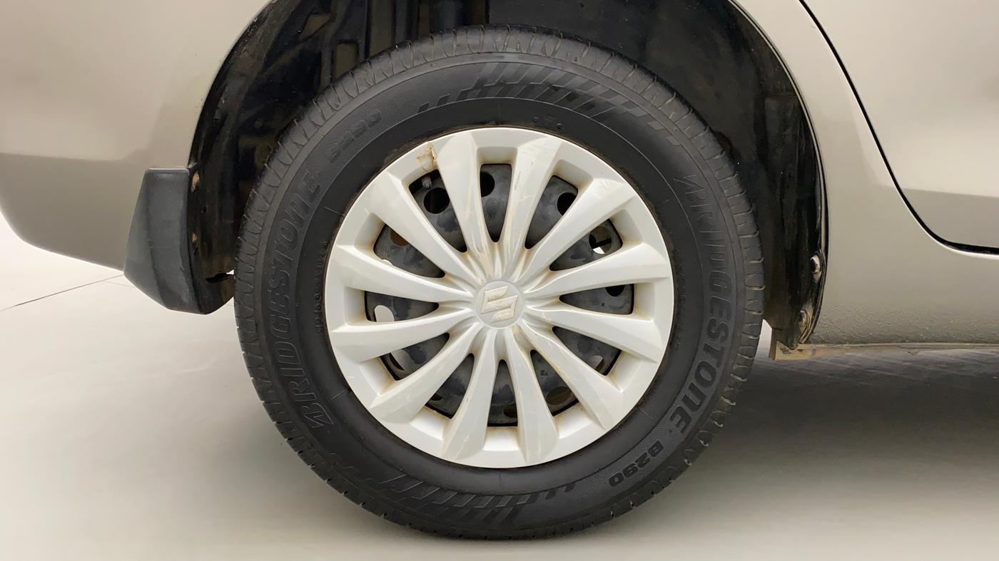 2016 Maruti Swift Dzire VDI ABS, Diesel, Manual, 52,118 km, Right Rear Wheel