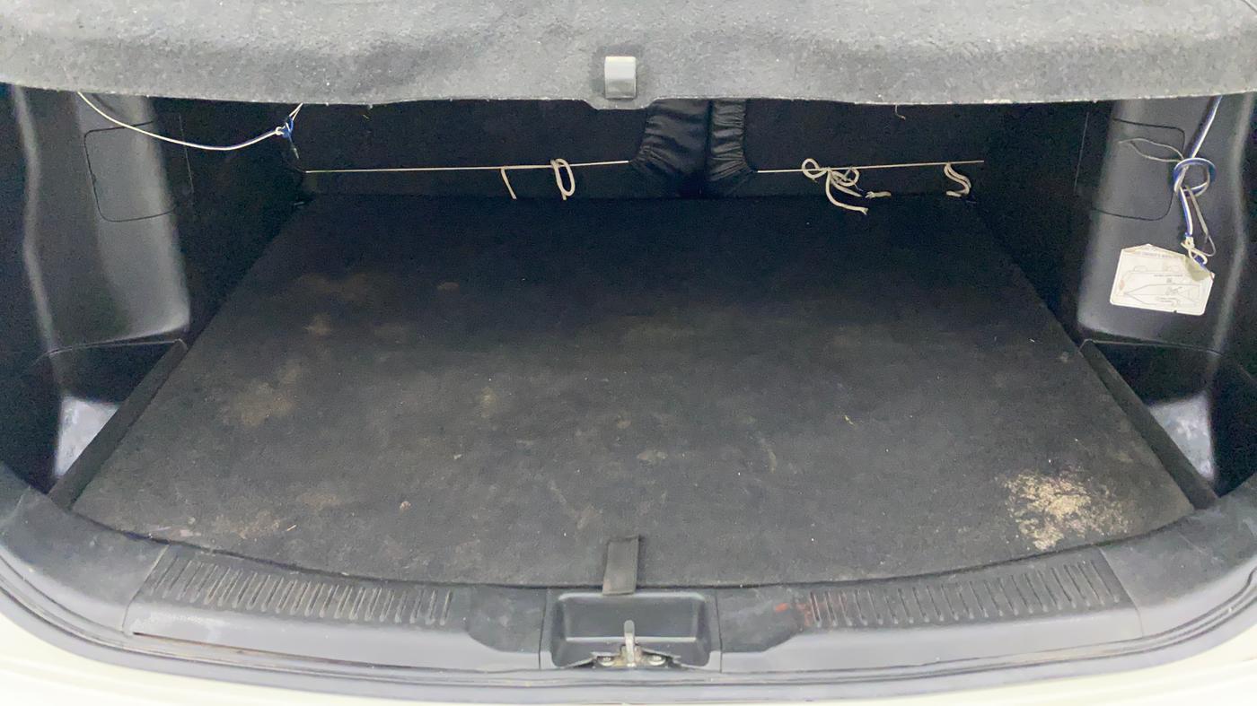 2018 Maruti S Cross ZETA 1.3, Diesel, Manual, 71,298 km, Boot Inside