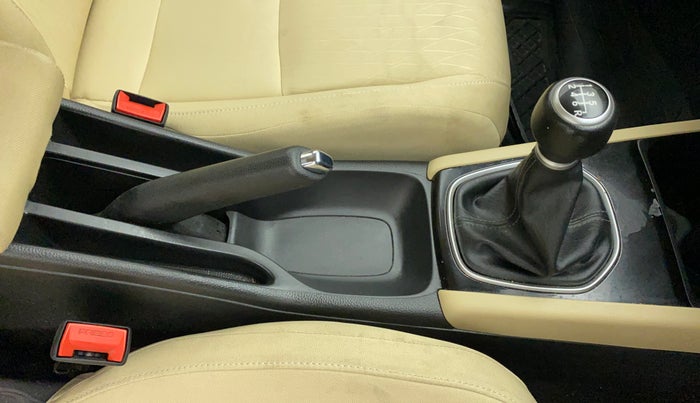 2021 Honda City 1.5L I-VTEC V MT 5TH GEN, Petrol, Manual, 20,782 km, Gear Lever