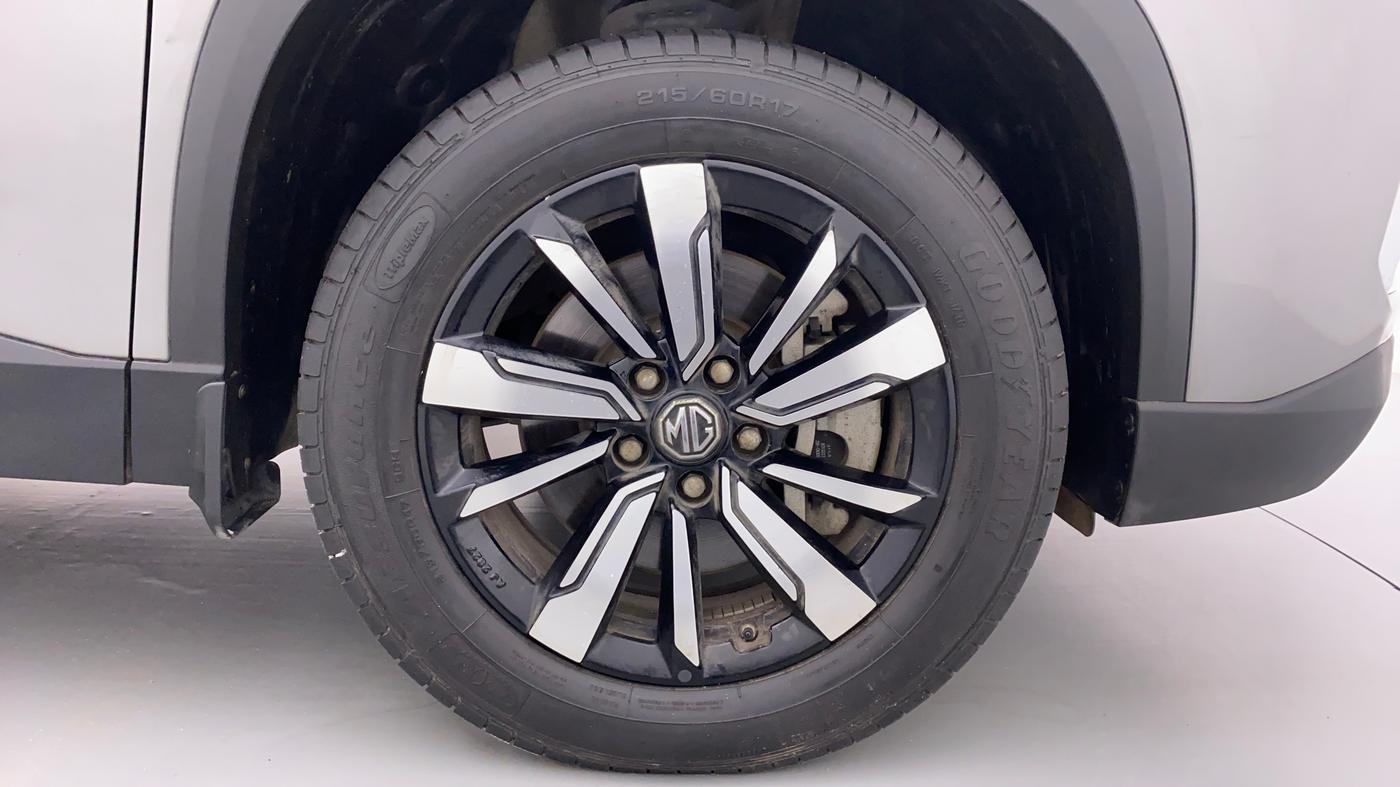 2020 MG HECTOR SMART DCT PETROL, Petrol, Automatic, 18,813 km, Right Front Wheel
