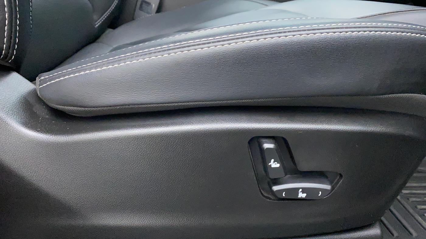 2020 MG HECTOR SMART DCT PETROL, Petrol, Automatic, 18,813 km, Driver Side Adjustment Panel