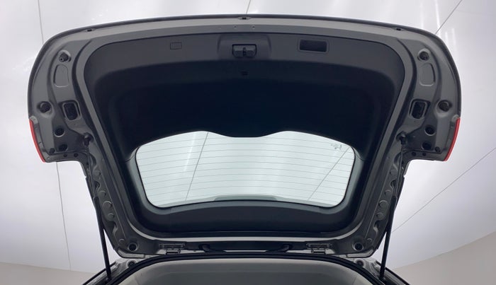 2020 MG HECTOR SMART DCT PETROL, Petrol, Automatic, 18,813 km, Boot Door Open