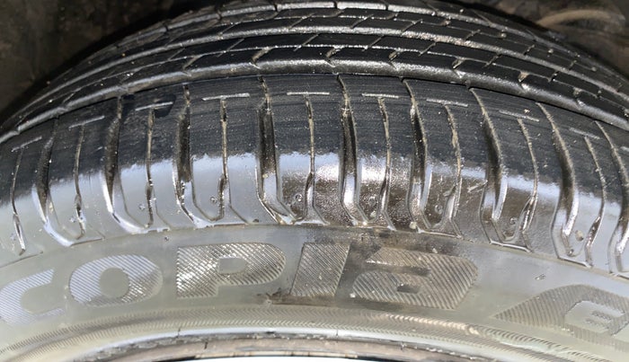 2023 Maruti Ertiga VXI SHVS, Petrol, Manual, 4,808 km, Right Front Tyre Tread