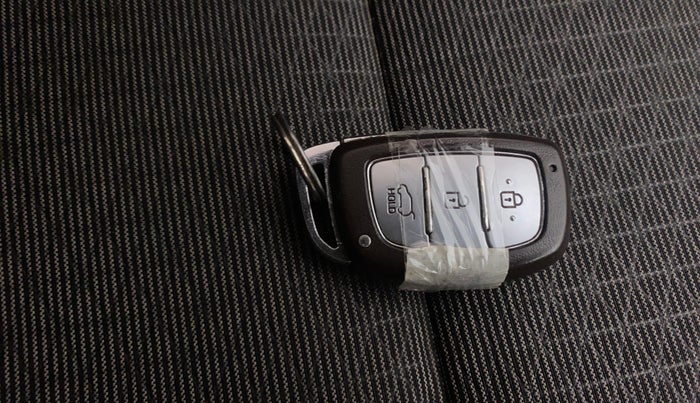 2018 Hyundai Creta SX PLUS AT 1.6 DIESEL, Diesel, Automatic, 1,22,910 km, Key Close Up