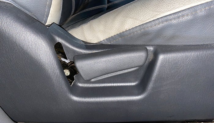 2018 Maruti Alto K10 VXI, Petrol, Manual, 14,399 km, Driver Side Adjustment Panel