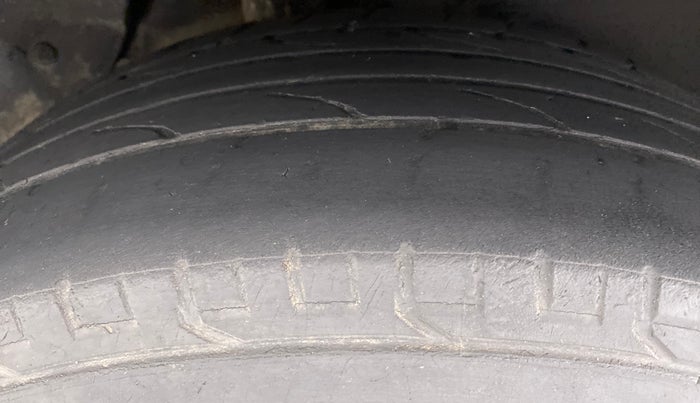 2016 Hyundai Creta 1.6 SX PLUS AUTO PETROL, Petrol, Automatic, 48,106 km, Right Rear Tyre Tread