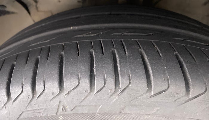 2016 Hyundai Creta 1.6 SX PLUS AUTO PETROL, Petrol, Automatic, 48,106 km, Left Front Tyre Tread