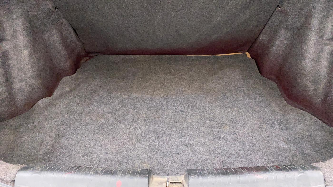 2015 Honda Amaze 1.2 SMT I VTEC, Petrol, Manual, 81,637 km, Boot Inside
