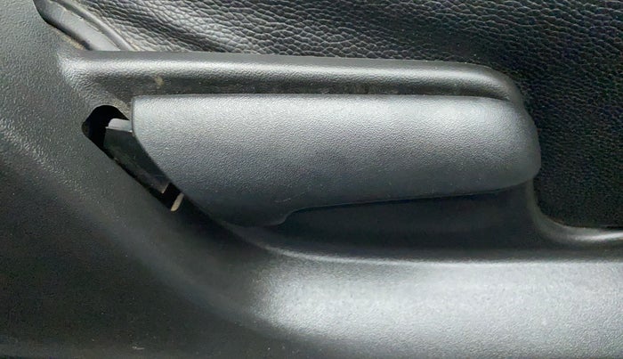 2015 Maruti Swift VDI, Diesel, Manual, 86,938 km, Driver Side Adjustment Panel