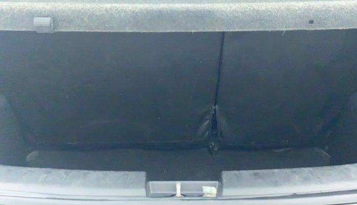 2015 Maruti Swift VDI, Diesel, Manual, 86,938 km, Boot Inside View