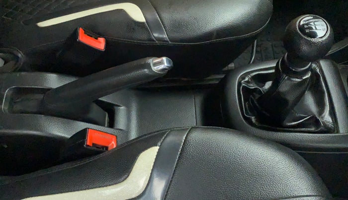 2015 Maruti Swift VDI, Diesel, Manual, 86,938 km, Gear Lever