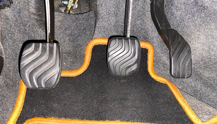 2019 Renault Kwid RXL, Petrol, Manual, 44,759 km, Pedals