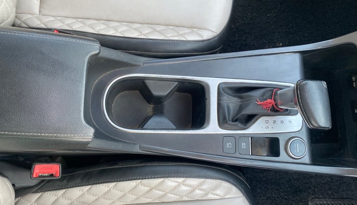 2021 Hyundai Creta SX IVT 1.5 PETROL, Petrol, Automatic, 1,17,569 km, Gear Lever