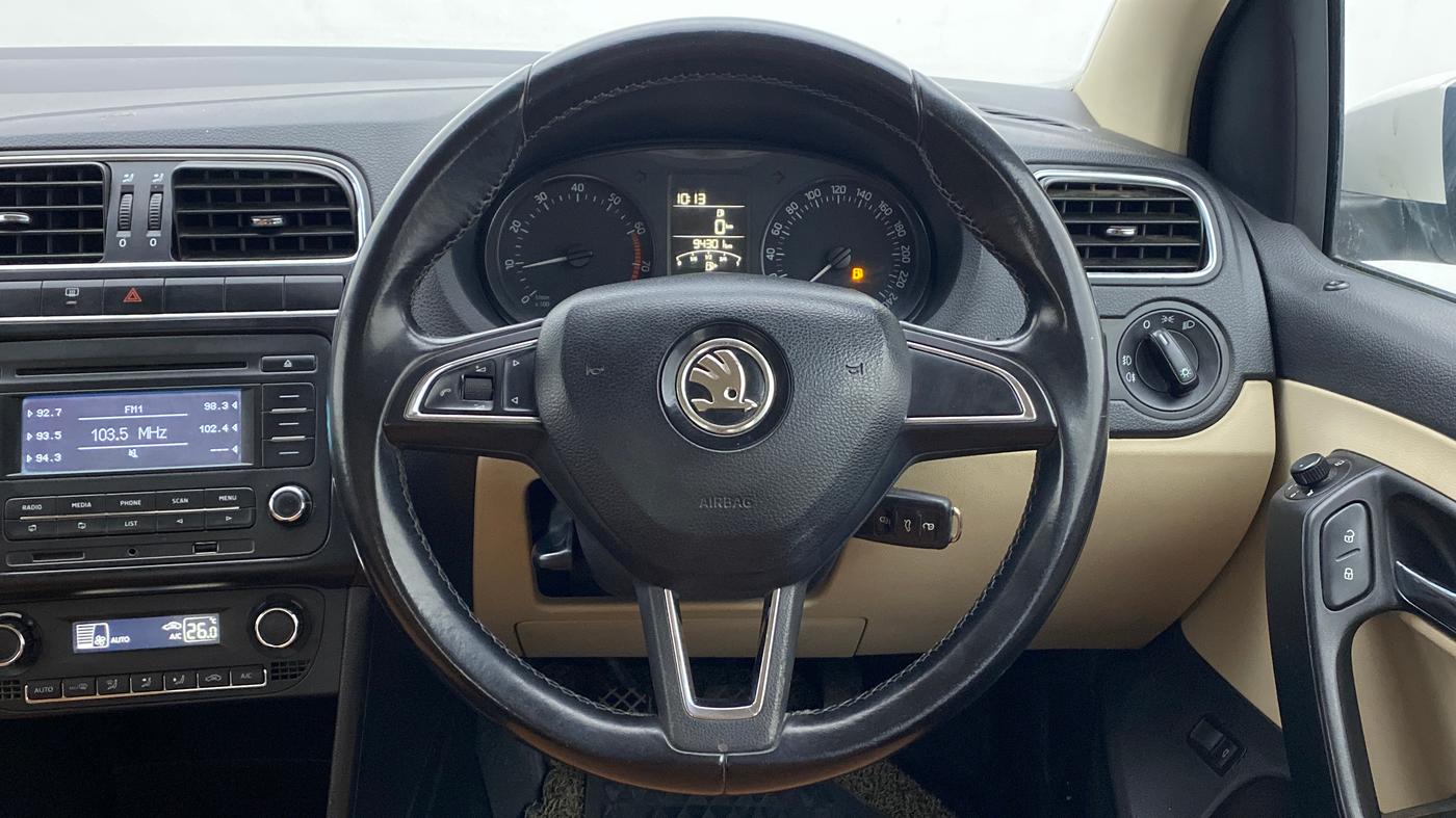 2018 Skoda Rapid AMBITION 1.6 MPI MT, Petrol, Manual, 94,713 km, Steering Wheel Close Up