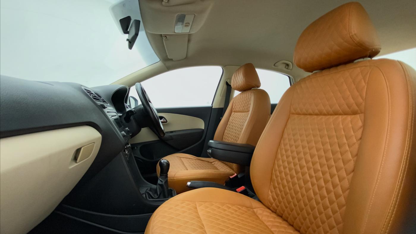 2018 Skoda Rapid AMBITION 1.6 MPI MT, Petrol, Manual, 94,713 km, Right Side Front Door Cabin