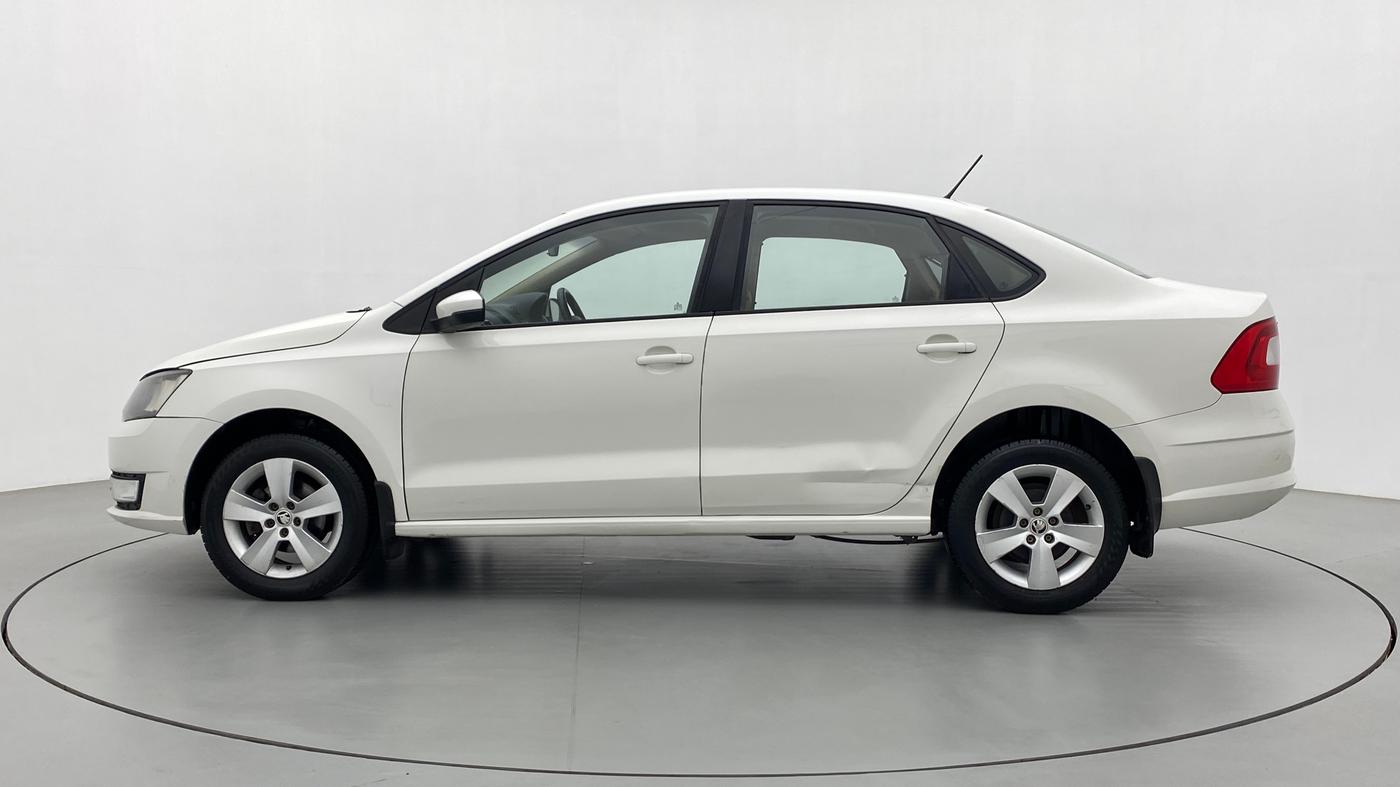 2018 Skoda Rapid AMBITION 1.6 MPI MT, Petrol, Manual, 94,713 km, Left Side