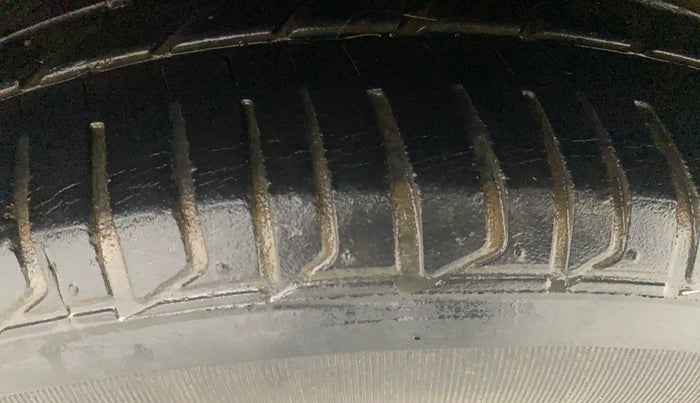 2017 Honda Jazz 1.2L I-VTEC V AT, Petrol, Automatic, 22,707 km, Left Rear Tyre Tread