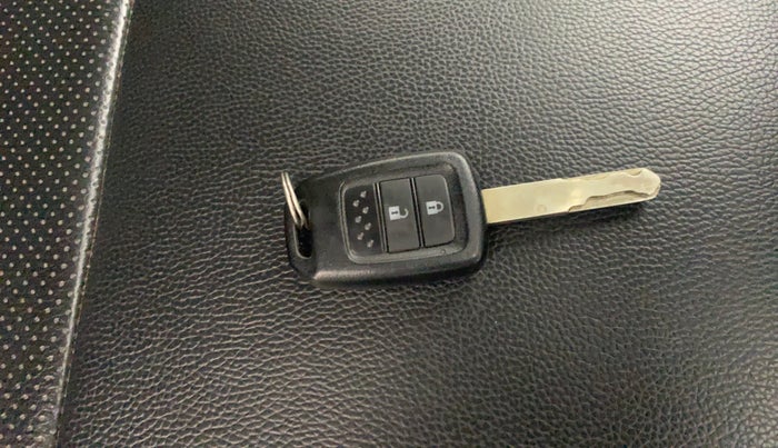 2017 Honda Jazz 1.2L I-VTEC V AT, Petrol, Automatic, 22,707 km, Key Close Up