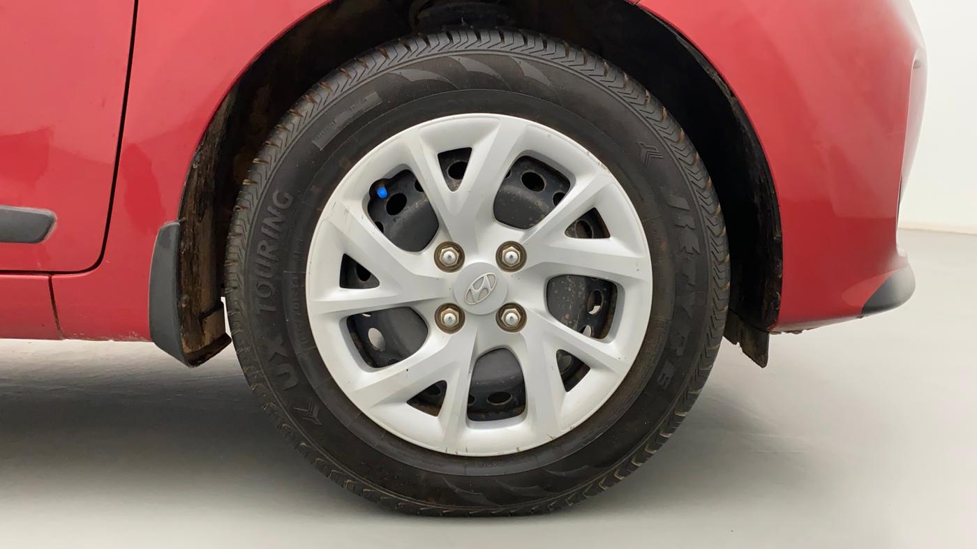 2019 Hyundai Grand i10 SPORTZ 1.2 KAPPA VTVT, Petrol, Manual, 40,362 km, Right Front Wheel