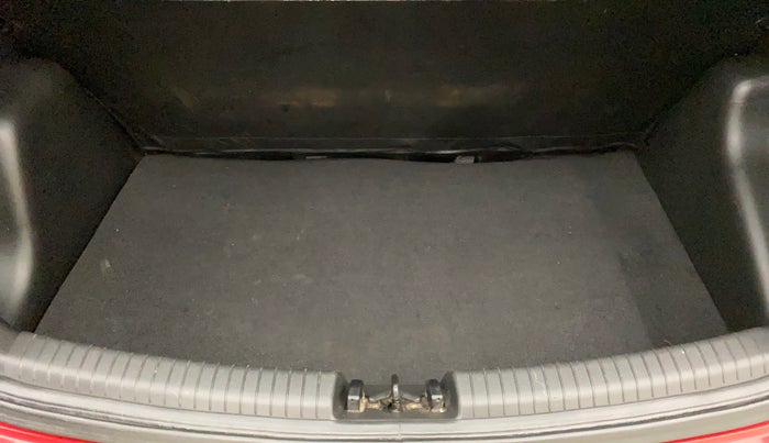 2019 Hyundai Grand i10 SPORTZ 1.2 KAPPA VTVT, Petrol, Manual, 40,362 km, Boot Inside