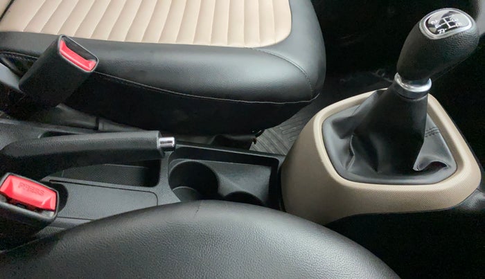 2019 Hyundai Grand i10 SPORTZ 1.2 KAPPA VTVT, Petrol, Manual, 40,362 km, Gear Lever