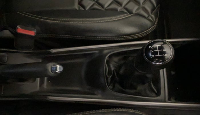 2020 Maruti Baleno DELTA PETROL 1.2, Petrol, Manual, 43,787 km, Gear Lever