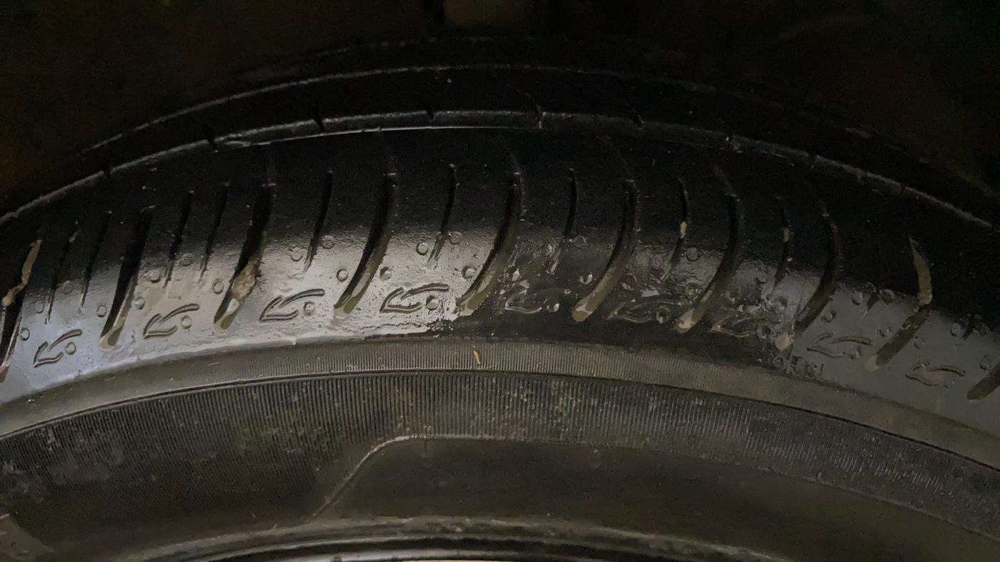 2020 Maruti Baleno DELTA PETROL 1.2, Petrol, Manual, 43,787 km, Right Front Tyre Tread