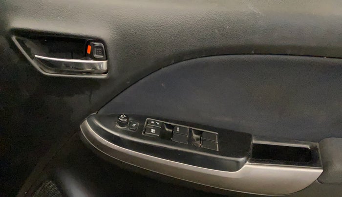 2020 Maruti Baleno DELTA PETROL 1.2, Petrol, Manual, 43,787 km, Driver Side Door Panels Control