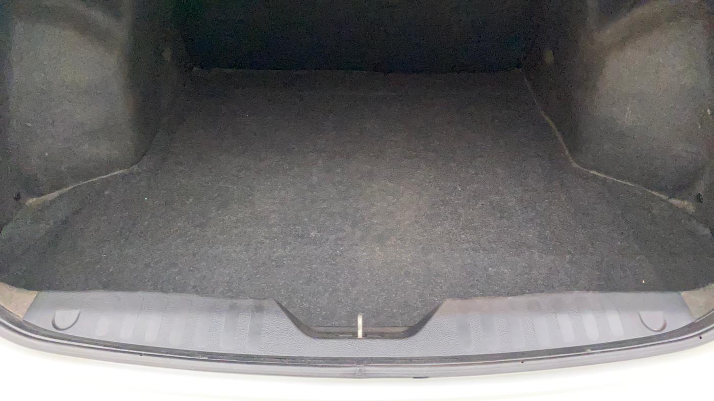 2018 Maruti Ciaz ALPHA 1.5 SHVS PETROL, Petrol, Manual, 32,480 km, Boot Inside