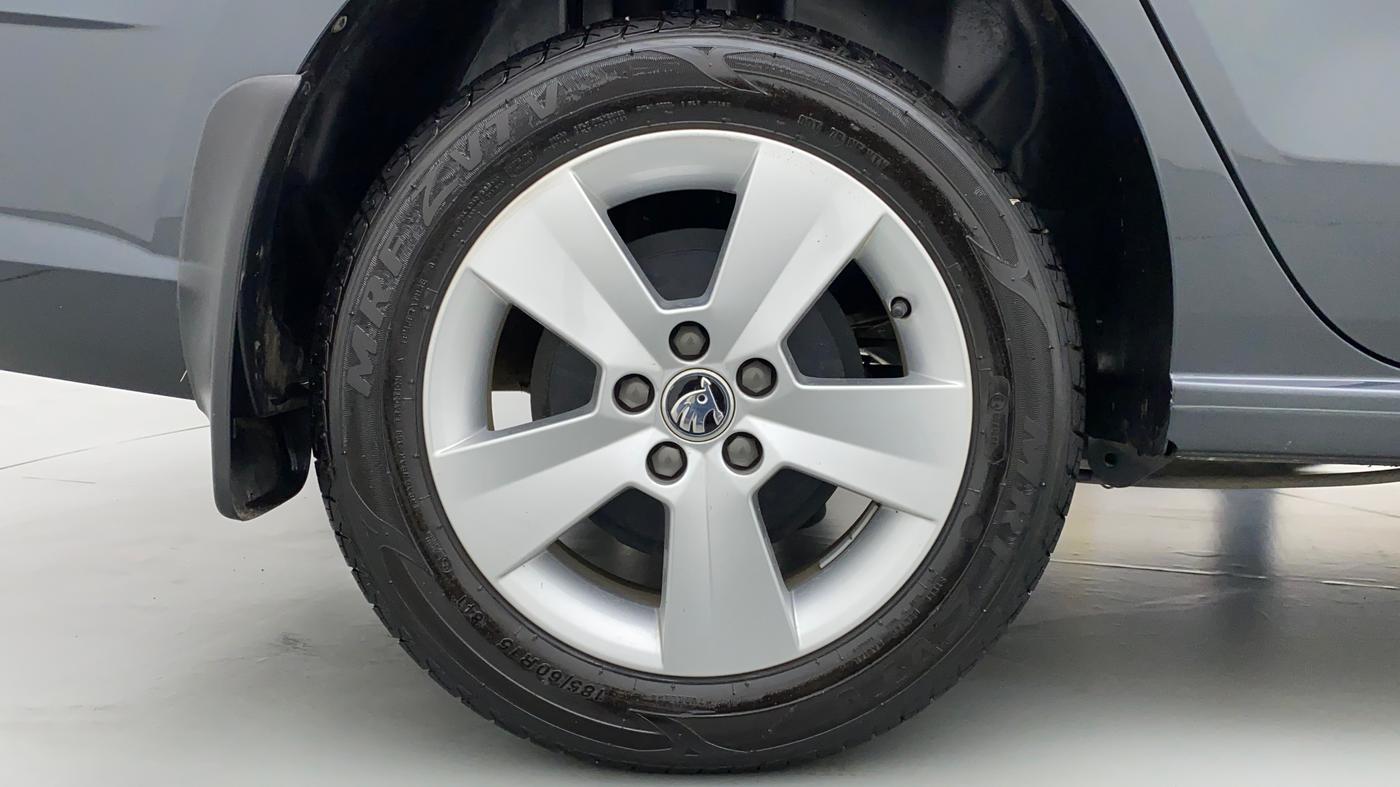 2021 Skoda Rapid 1.0 AMBITION TSI AT, Petrol, Automatic, 4,444 km, Right Rear Wheel