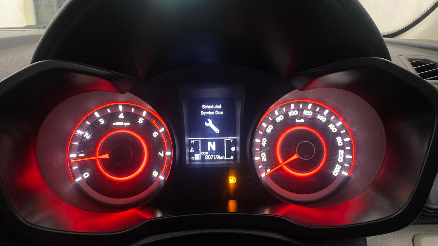 2022 Mahindra XUV300 W8 (O) 1.2 PETROL AMT, Petrol, Automatic, 80,718 km, Odometer Image