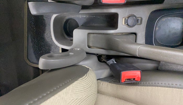 2012 Hyundai i10 SPORTZ 1.2, Petrol, Manual, 1,26,549 km, Driver Side Adjustment Panel