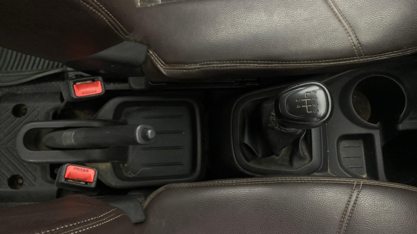 2019 Datsun Redi Go A, Petrol, Manual, 26,401 km, Gear Lever