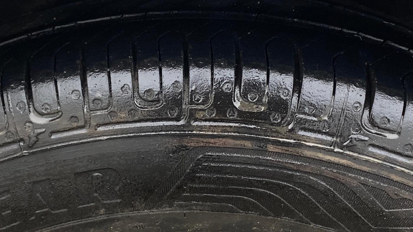 2019 Datsun Redi Go A, Petrol, Manual, 26,401 km, Left Front Tyre Tread