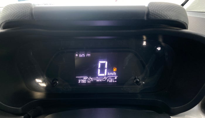 2023 Tata ALTROZ XZ CNG, CNG, Manual, 37,900 km, Odometer Image