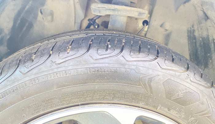 2023 Tata ALTROZ XZ CNG, CNG, Manual, 37,900 km, Left Front Tyre Tread