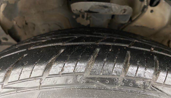 2019 KIA SELTOS HTX 1.5 PETROL, Petrol, Manual, 95,529 km, Left Front Tyre Tread