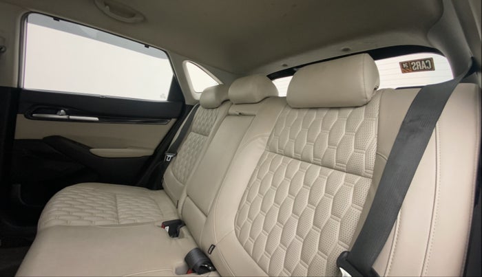 2019 KIA SELTOS HTX 1.5 PETROL, Petrol, Manual, 95,529 km, Right Side Rear Door Cabin