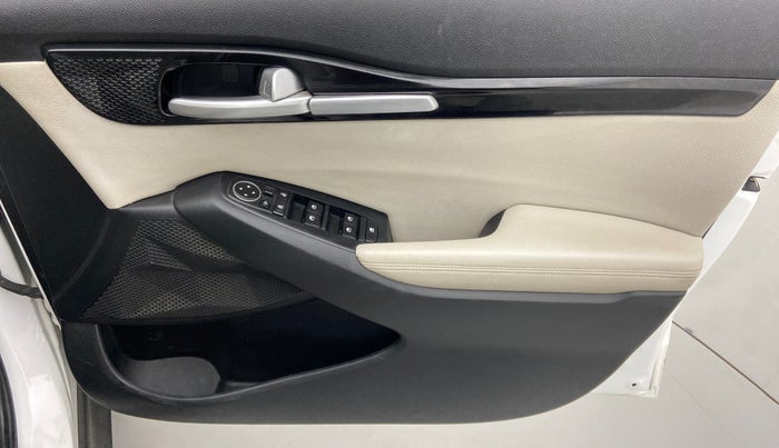 2019 KIA SELTOS HTX 1.5 PETROL, Petrol, Manual, 95,529 km, Driver Side Door Panels Control